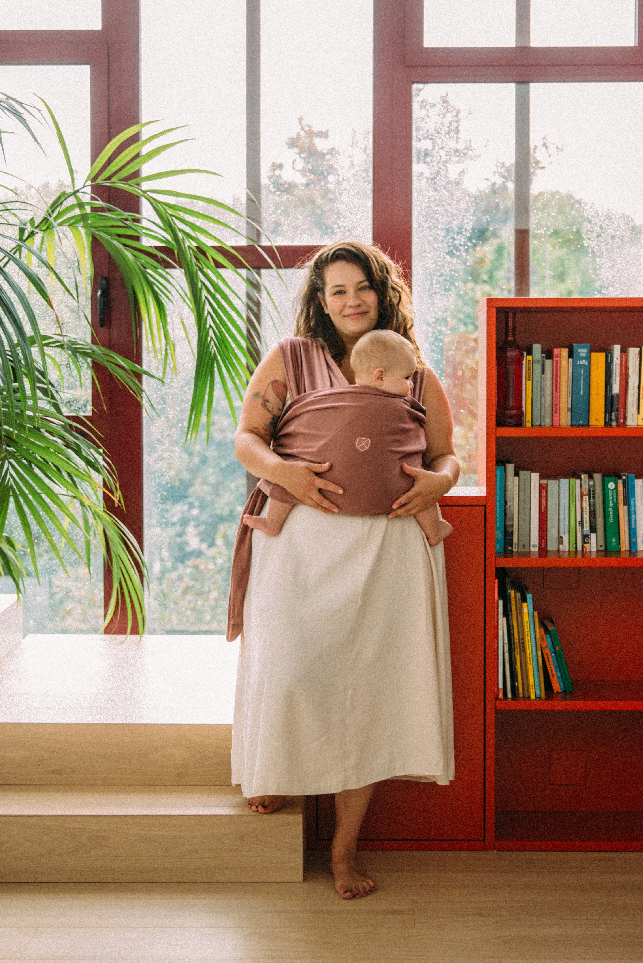 CUDDLE BAND 2 Newborn Baby Wrap - Earth Red
