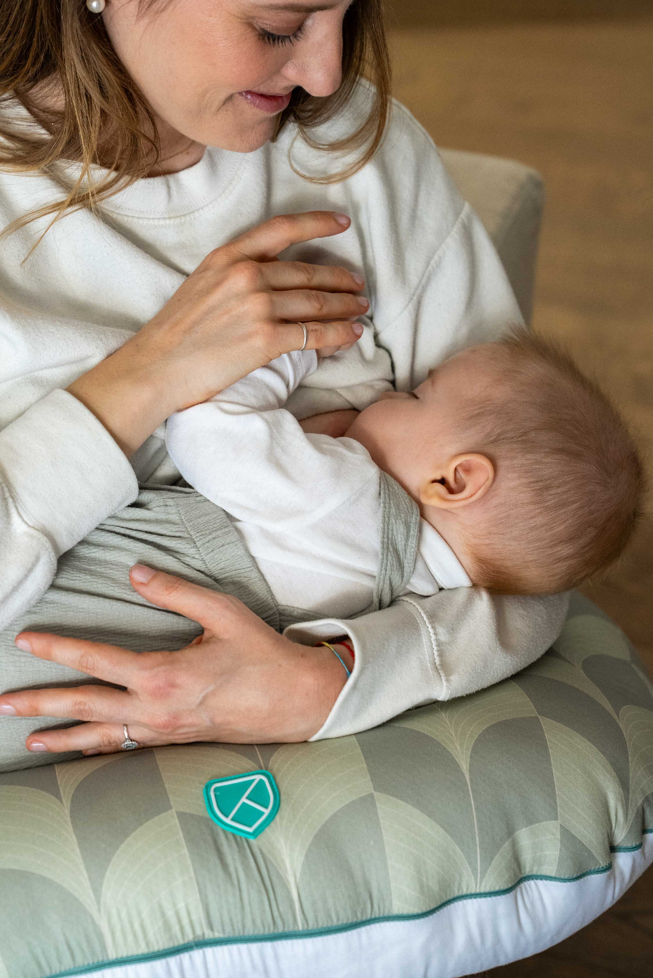 HUG BABY Breastfeeding Pillow - Fan Green - Image 4